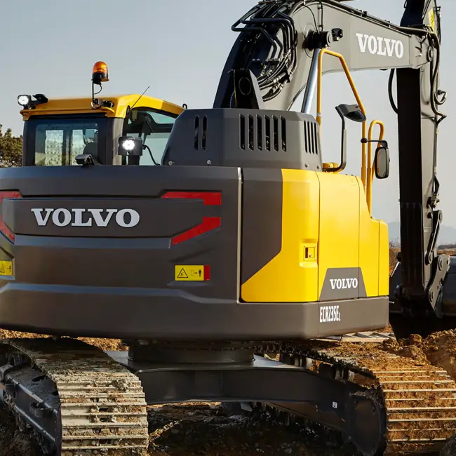 تصویر شاخص  اجاره بیل مکانیکی زنجیری volvo ولوو 210 235 با چکش هیدرولیکی ( پیکور )